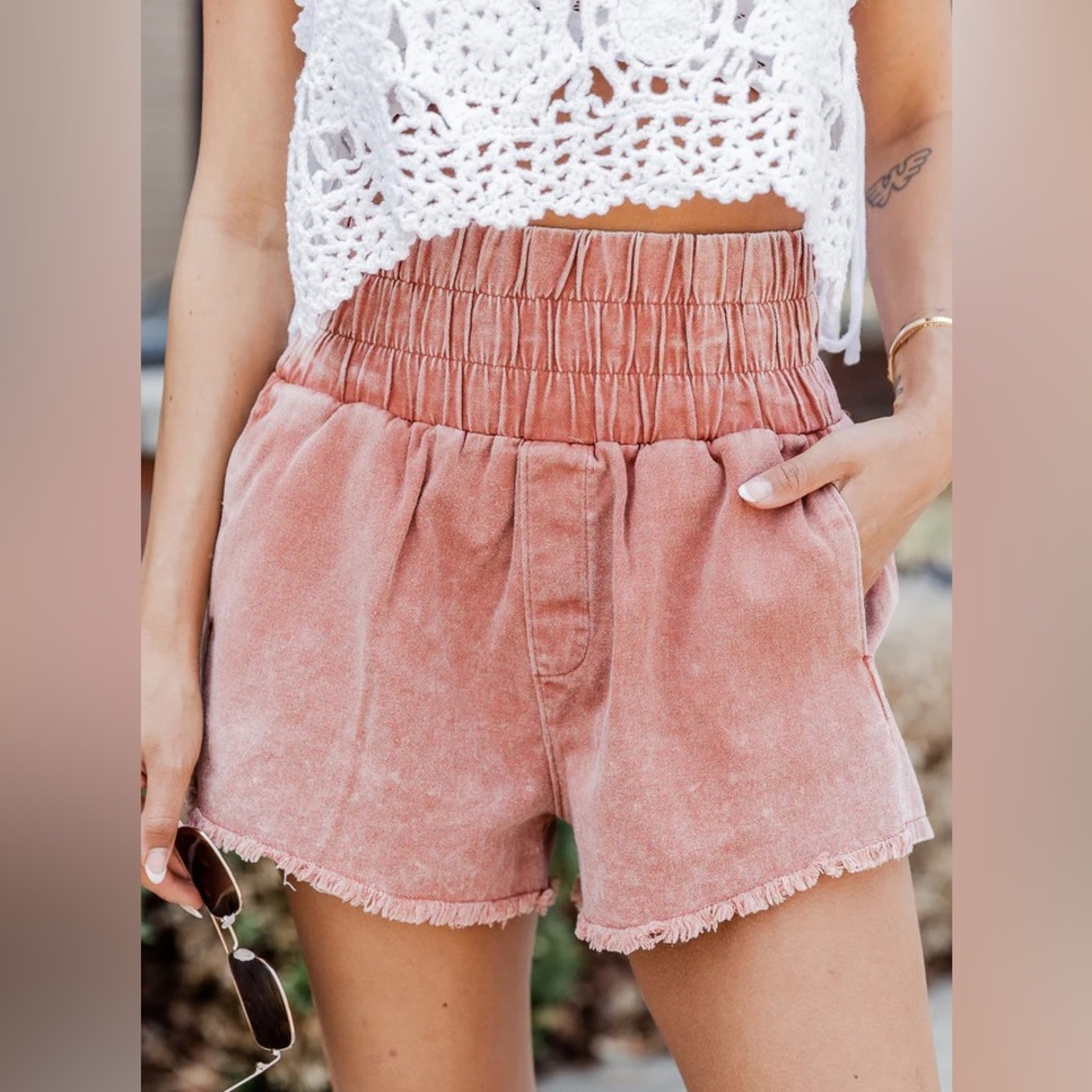 NEW IN brand shorts Sz. Med - Picture 10 of 10